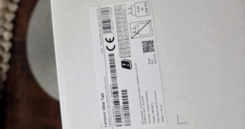 tablet-lenovo-pero-puzdro-big-2