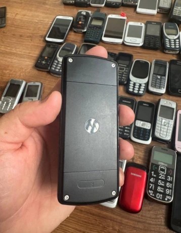 motorola-f3-motofone-big-1