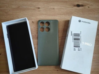 motorola-edge-60-pro-8256gb-pantone-shadow-green
