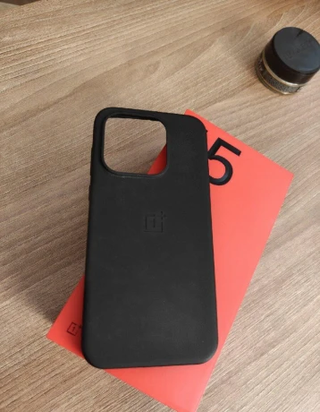 oneplus-15-original-magneticky-kryt-big-0