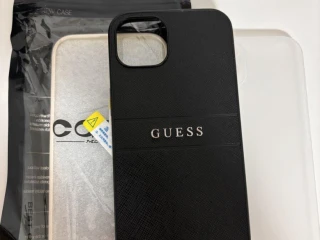 predam-kryt-guess-na-iphone-13