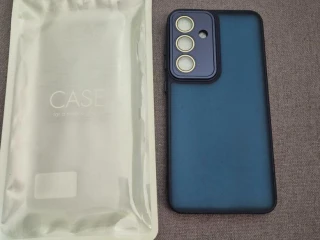 cover-zadny-modry-na-samsung-s25-plus-nepouzivany-6eur-a-a57