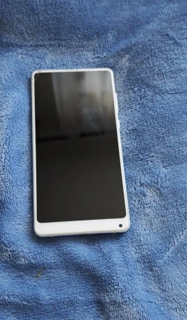 xiaomi-mi-mix-2s-big-1