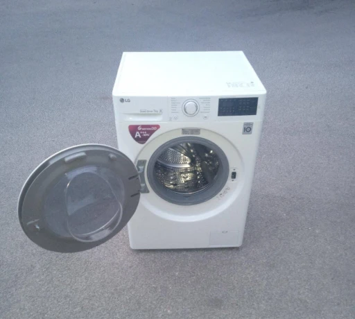 predam-plnefunkcna-automaticka-pracka-lg-a-direct-drive-big-2