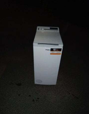 15-rocna-plnefunkcna-automaticka-pracka-whirlpooldisplay-big-0