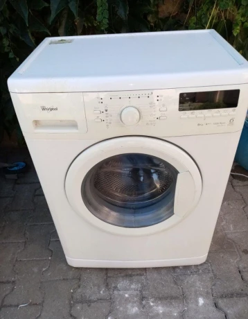 automaticka-pracka-whirlpool-big-0
