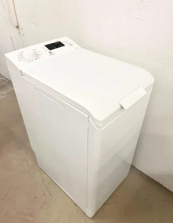 predam-pracku-electrolux-6kg-big-0