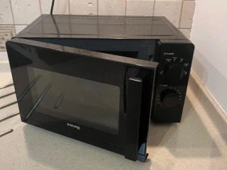 mikrovlnka-700w