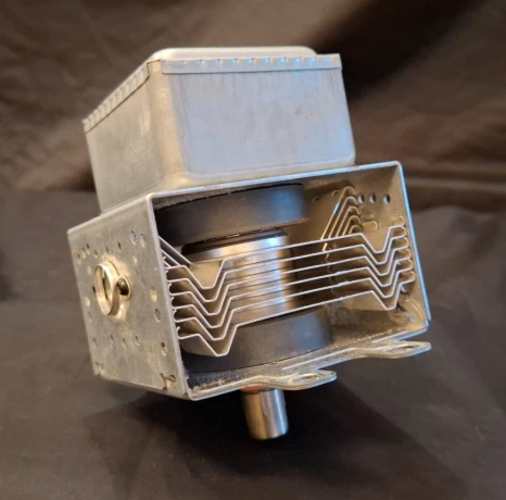 microwave-magnetron-for-whirlpool-mt-222-top-stav-1-kus-big-4