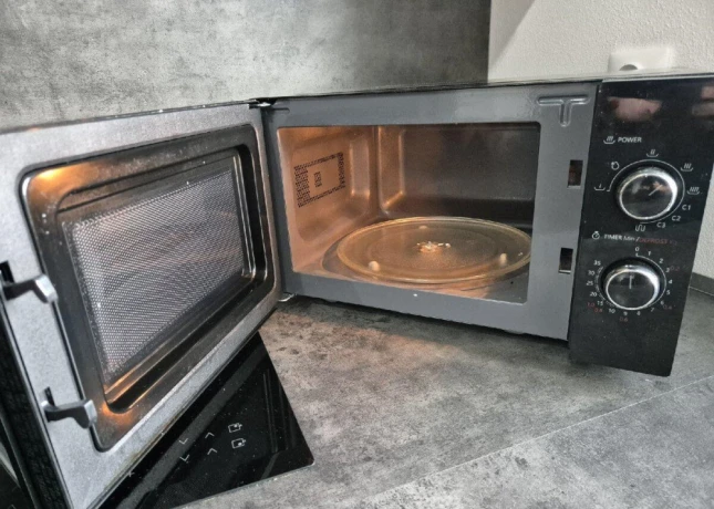 mikrovlnna-rura-toshiba-big-1