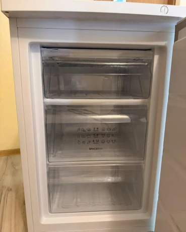 predam-mraznicku-gorenje-f492pw-big-2