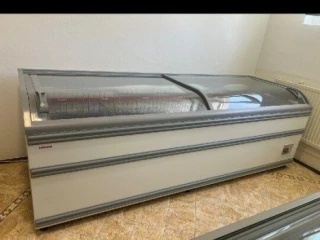 aht-miami-250-l-vsad-mraziaci-chladiaci-pult-480-eur