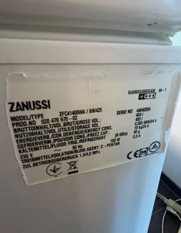 truhlicova-mraznicka-400l-big-2