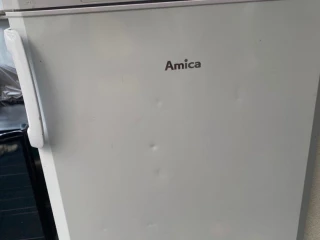 predam-mraznicku-amica