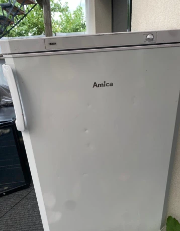 predam-mraznicku-amica-big-0