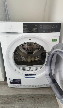 electrolux-susicka-ew7d494ucc-big-1