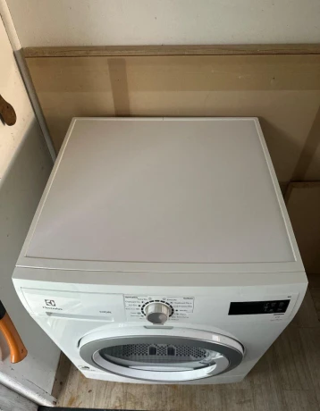 susicka-na-pradlo-electrolux-big-2
