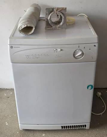 susicka-bielizne-general-electric-big-0