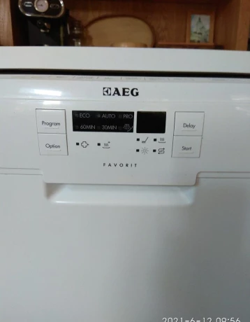 predam-umyvacku-riadu-aeg-f56302w0-big-0