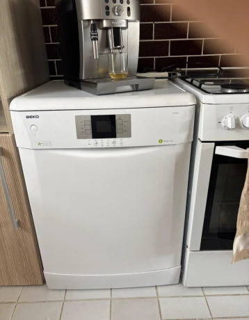 umyvacka-riadu-beko-dfn-6632-big-0