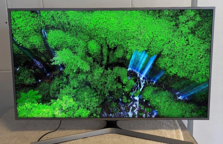 smart-tv-samsung-ue50nu7472-125cm-4k-big-2