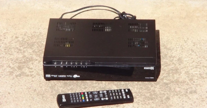 satelitny-komplet-pre-4-tv-parabola-hd-optibox-zebra-big-3