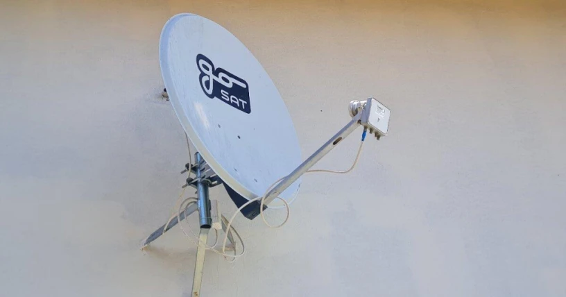 satelitny-komplet-pre-4-tv-parabola-hd-optibox-zebra-big-0