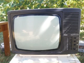 tesla-merkur-televizor