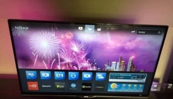 smart-led-tv-philips-42pfh6309-ambilight-tv-big-0