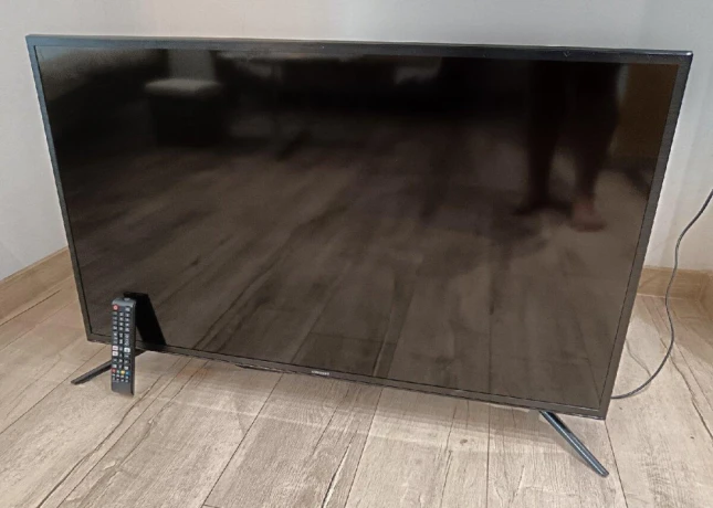 predam-samsung-smart-televizor-40-big-1