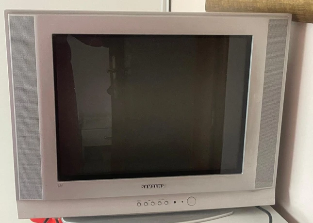 televizor-samsung-klasicky-big-0