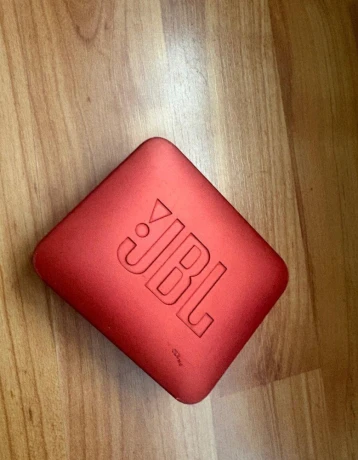 jbl-go-2-cerveny-funkcny-zalepena-krytka-big-2