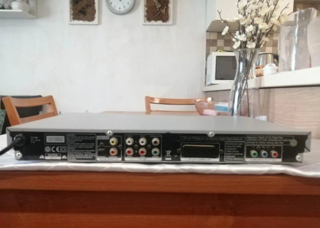 dvd-cd-prehravac-hyundai-big-1