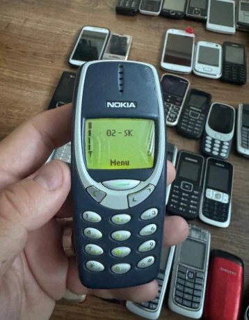 retro-nokia-3310-big-1