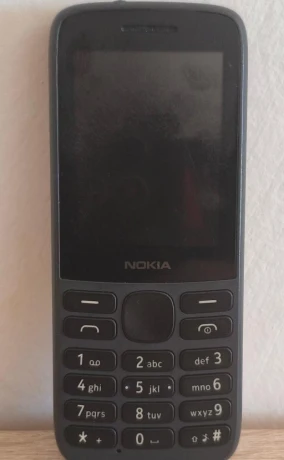 predam-nokiu-215-4g-dual-sim-big-1