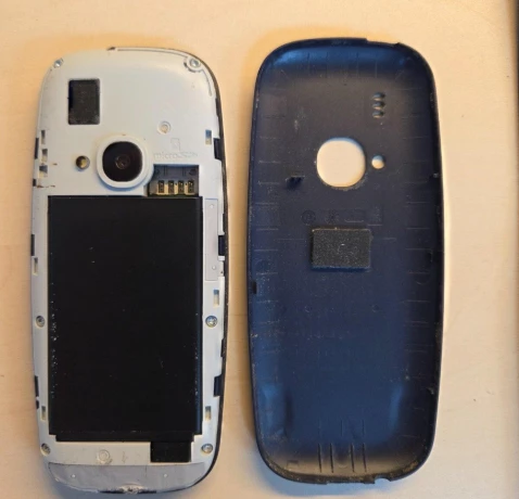 nokia-3310-2017-ta-1008-big-4