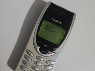 nokia-8210