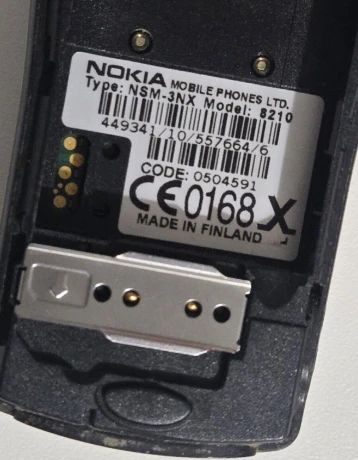 nokia-8210-big-2