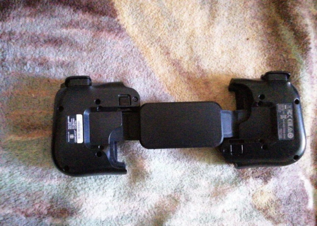 steam-controler-gamepad-big-3