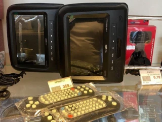 opierky-s-dvd-usb-od-caliber-do-auta-2kusov-spolu