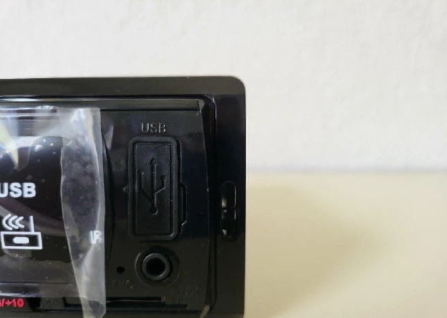 autoradio-usb-sd-bluetooth-8626-big-1