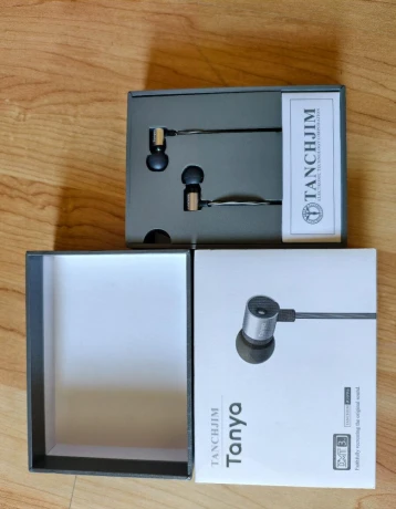 predam-iem-sluchadla-komplet-balik-big-3