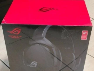 sluchadla-asus