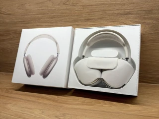 apple-airpods-max-2024-usbc-starlight