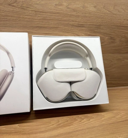 apple-airpods-max-2024-usbc-starlight-big-1