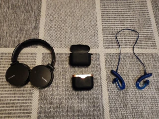 predam-rozne-sony-sluchadla-v-plne-funkcnom-stave
