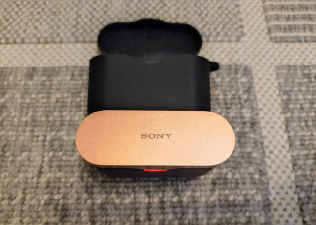 predam-rozne-sony-sluchadla-v-plne-funkcnom-stave-big-3