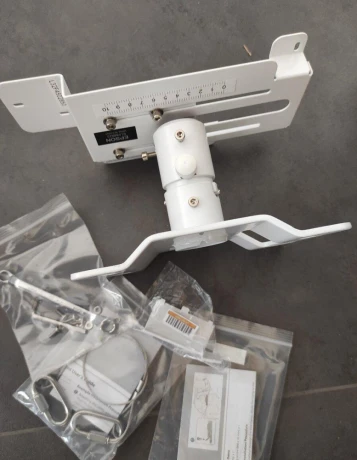 drziak-na-projektor-epson-stropny-big-1