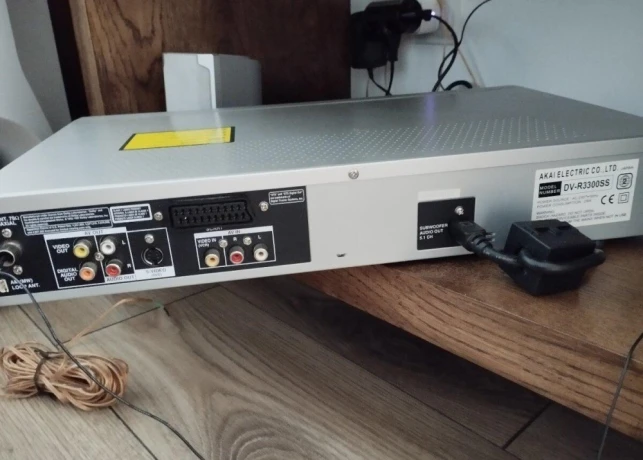 domace-kino-akai-big-1
