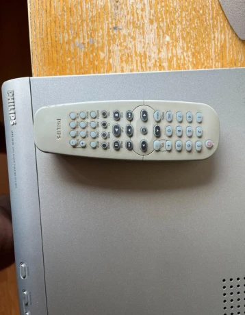 predam-domace-kino-philips-hts-3610-funkcne-big-2